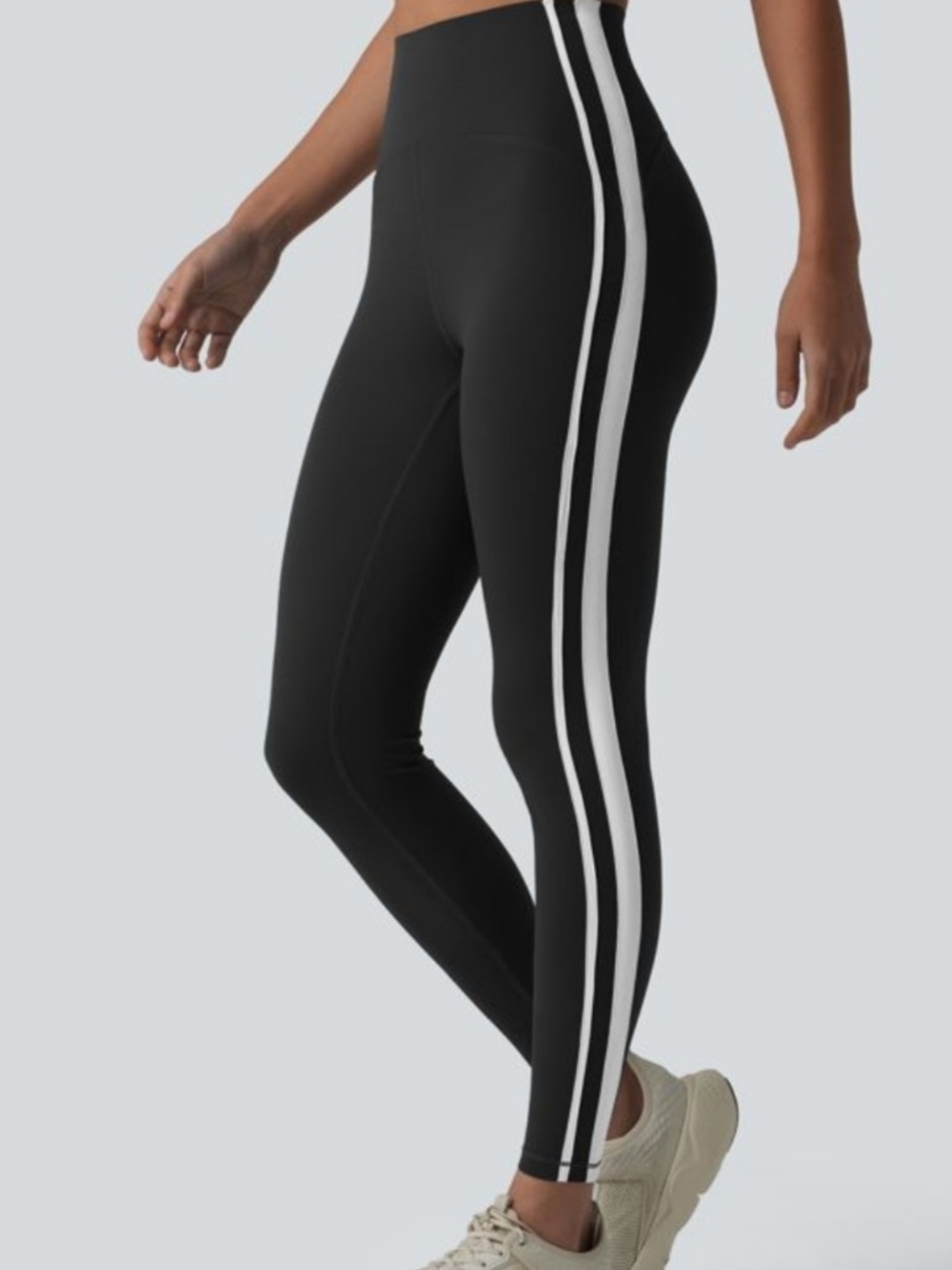 💕Halara High-Waist Black Leggings with White Side Stripes💕